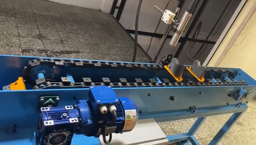 طراحی ، ساخت و راه اندازی میز کانوایر متحرک اتوماتیک شرکت ایندامین